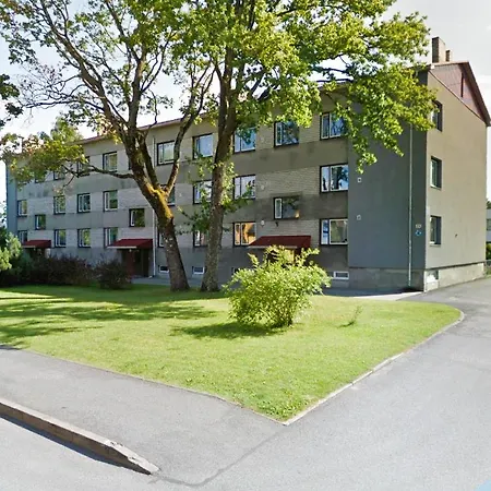 Suur-sepa Near Centre And Apartment